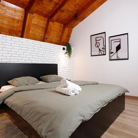 One Love Central Cottage Bucureşti Eksteriør bilde